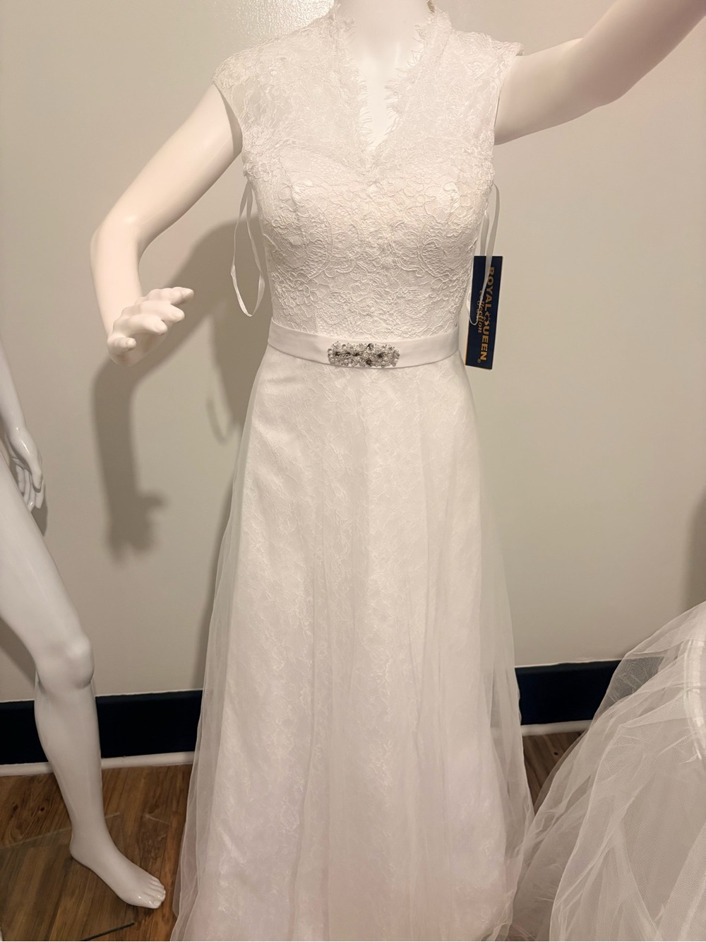 Lace Cap-Sleeve Bridal Dress with Beaded Waist Accent - White